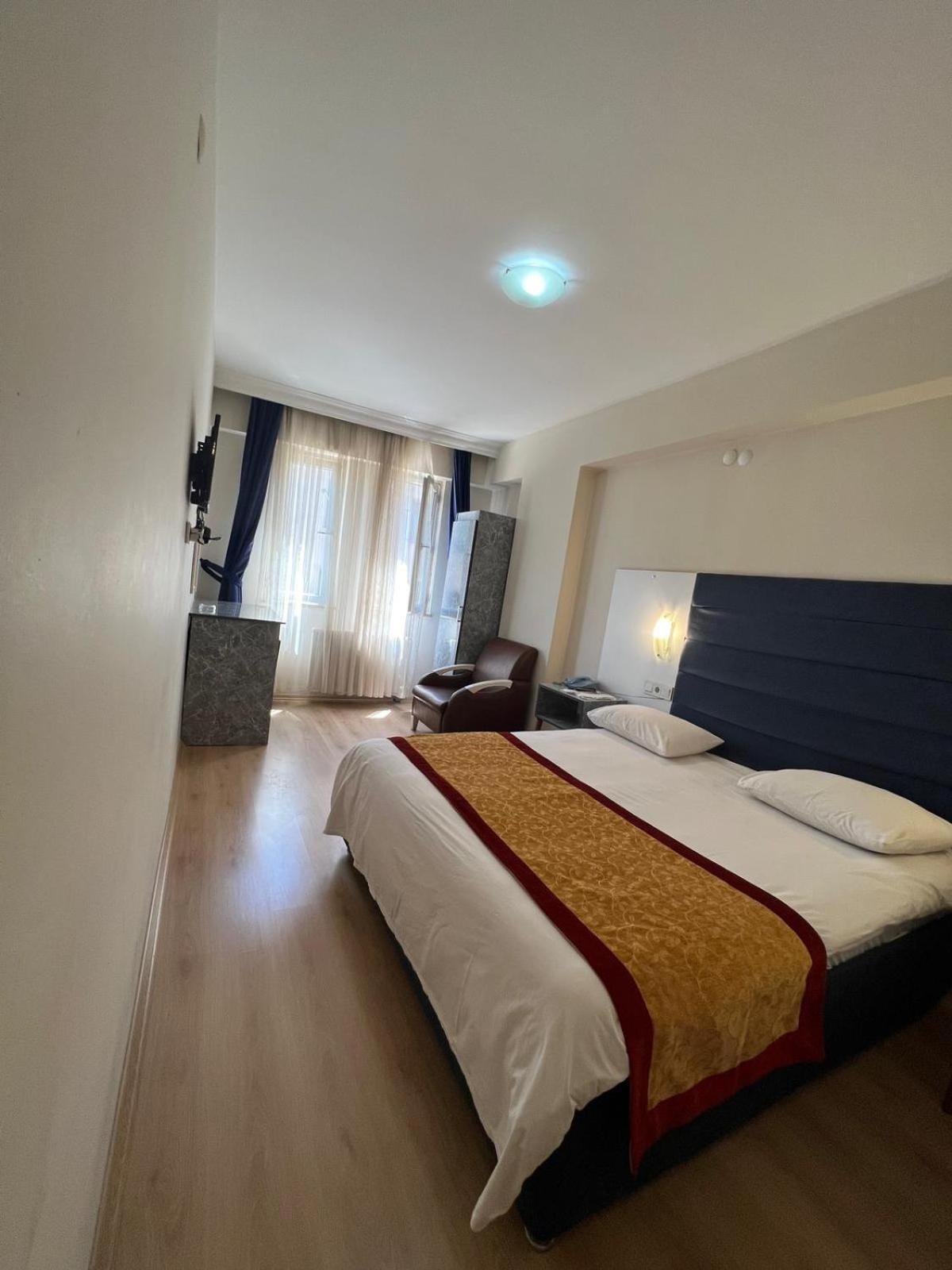 Hotel Yakut Van Esterno foto